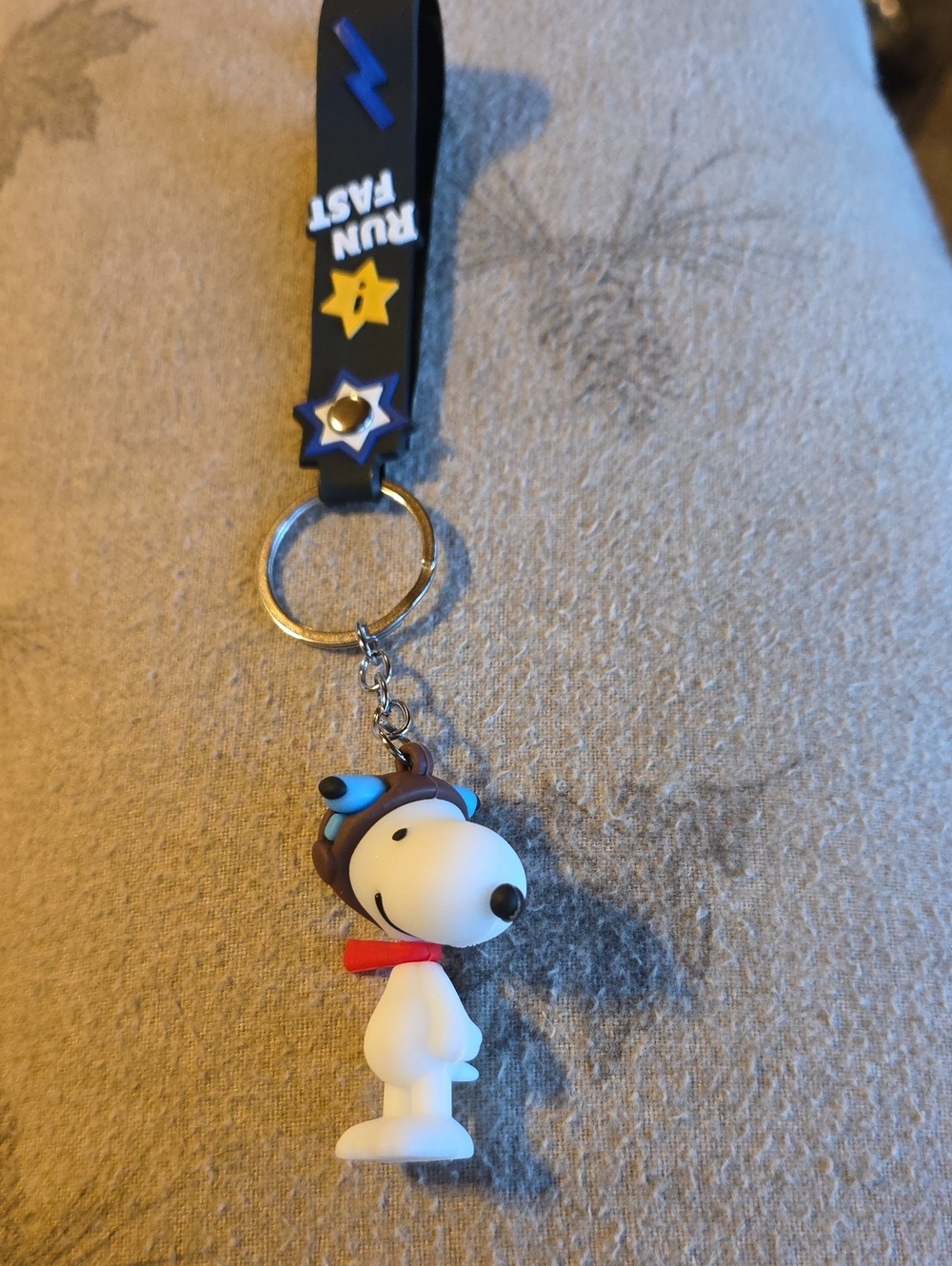 Blue and White Snoopy-Style Kids Keychain with Red Scarf